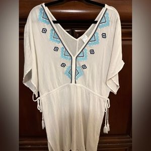 Kona Sol White Blue Embroidered Swimsuit Coverup XL